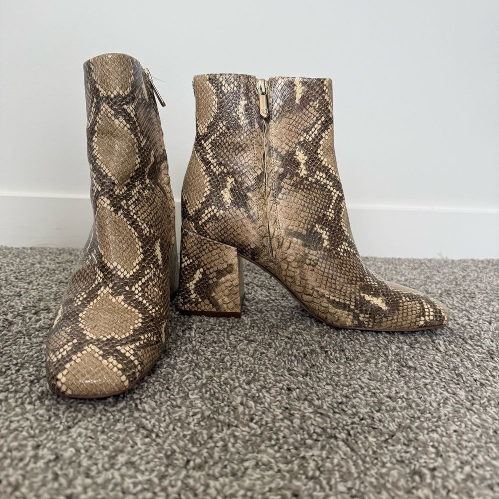 SAM EDELMAN | Darby Snakeskin Ankle Booties - Size 8.5